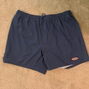 NWOT mens vineyard vines chappy swim trunks